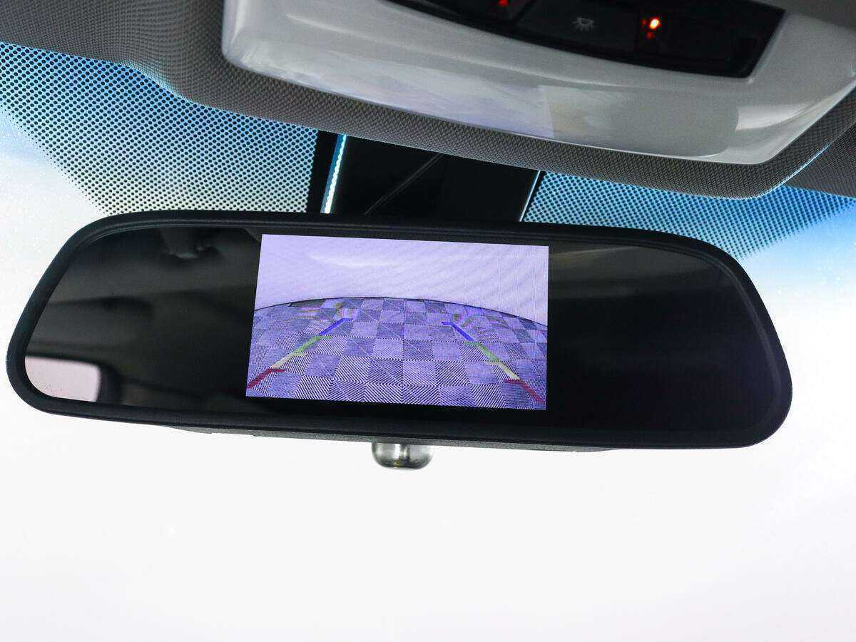 BMW 3 серии с пробегом — 2013 год. Фото: #10