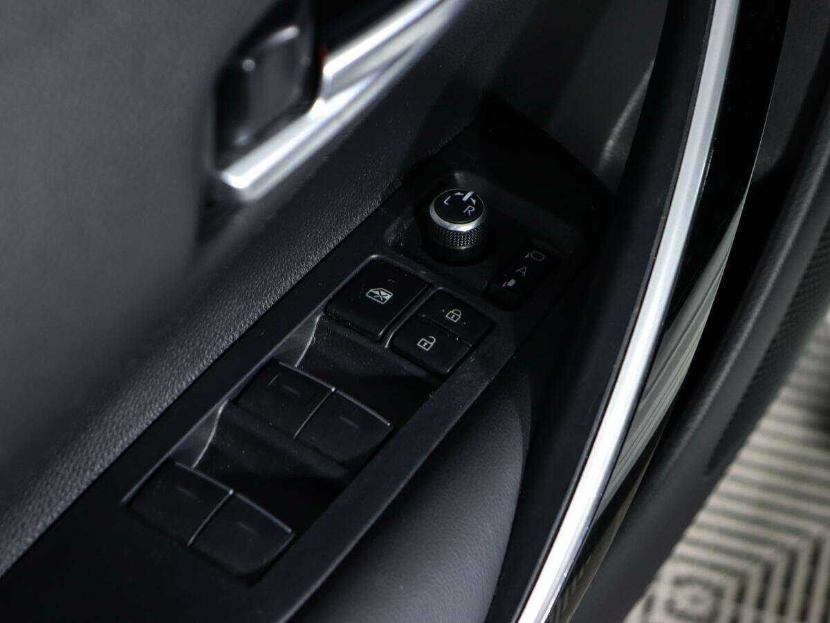 Toyota Corolla с пробегом — 2019 год. Фото: #13