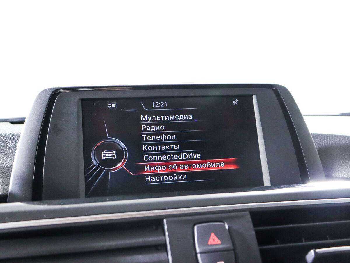 BMW 3 серии с пробегом — 2017 год. Фото: #11