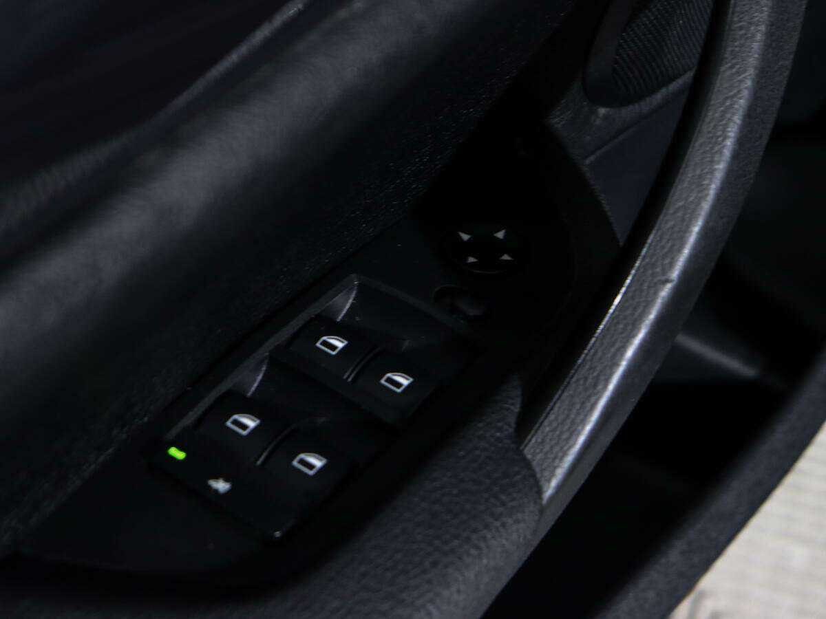 BMW X1 с пробегом — 2012 год. Фото: #15