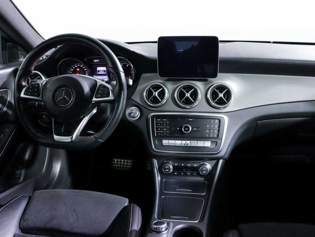 Mercedes-Benz CLA с пробегом — 2018 год. Фото: #11