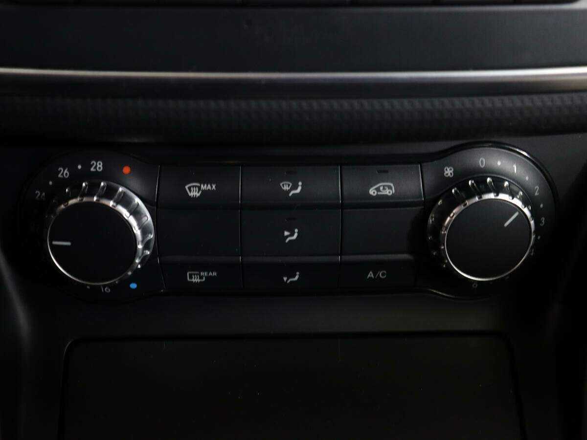 Mercedes-Benz A-Класс с пробегом — 2014 год. Фото: #18