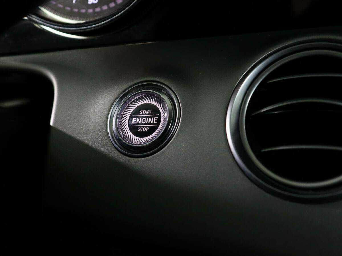 Mercedes-Benz E-Класс с пробегом — 2019 год. Фото: #19