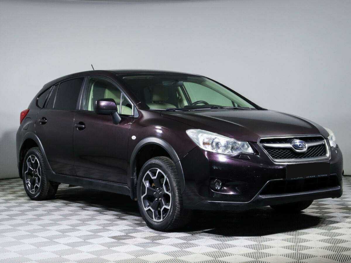 Subaru XV с пробегом — 2012 год. Фото: #2