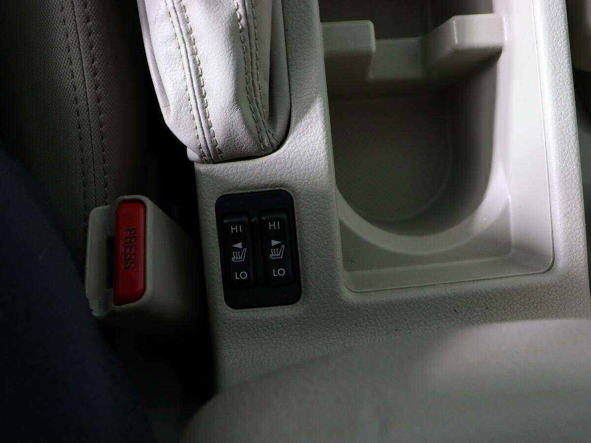 Subaru XV с пробегом — 2012 год. Фото: #15