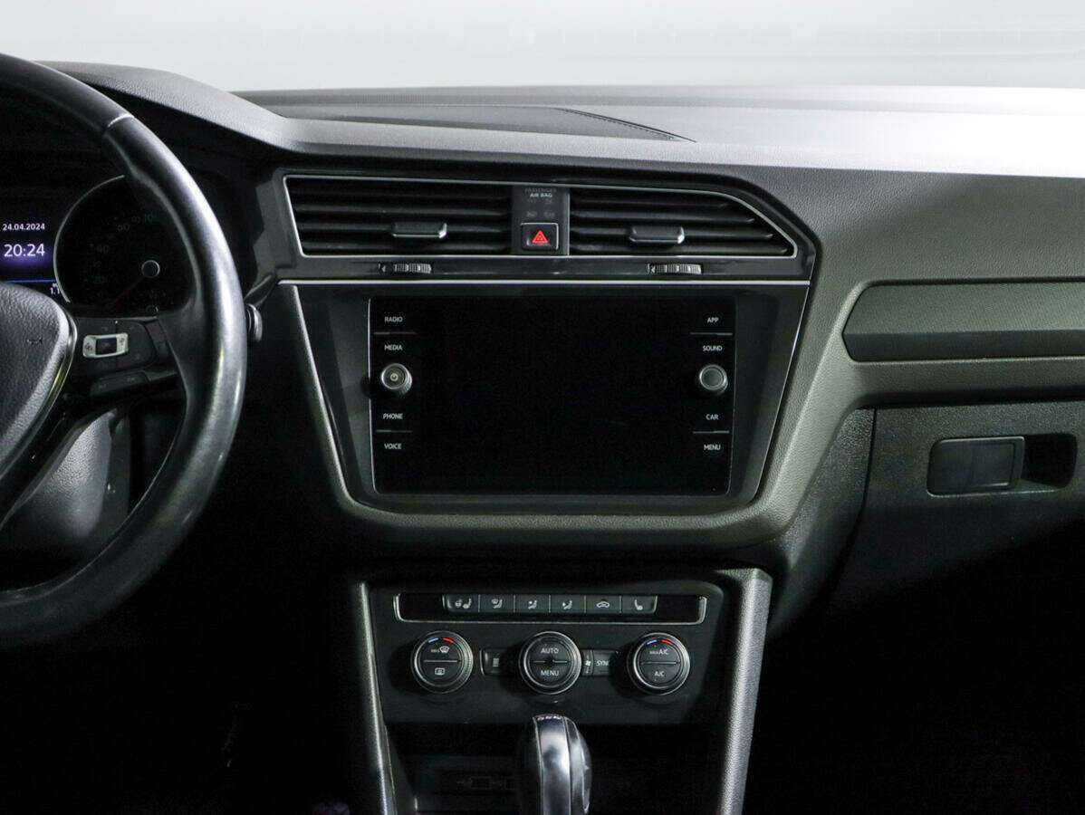 Volkswagen Tiguan с пробегом — 2018 год. Фото: #10
