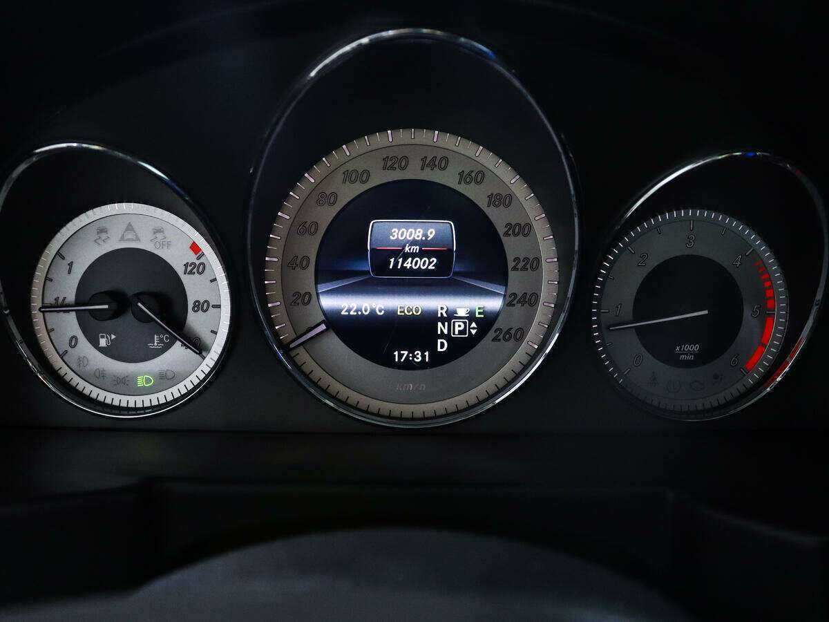 Mercedes-Benz GLK-Класс с пробегом — 2012 год. Фото: #7