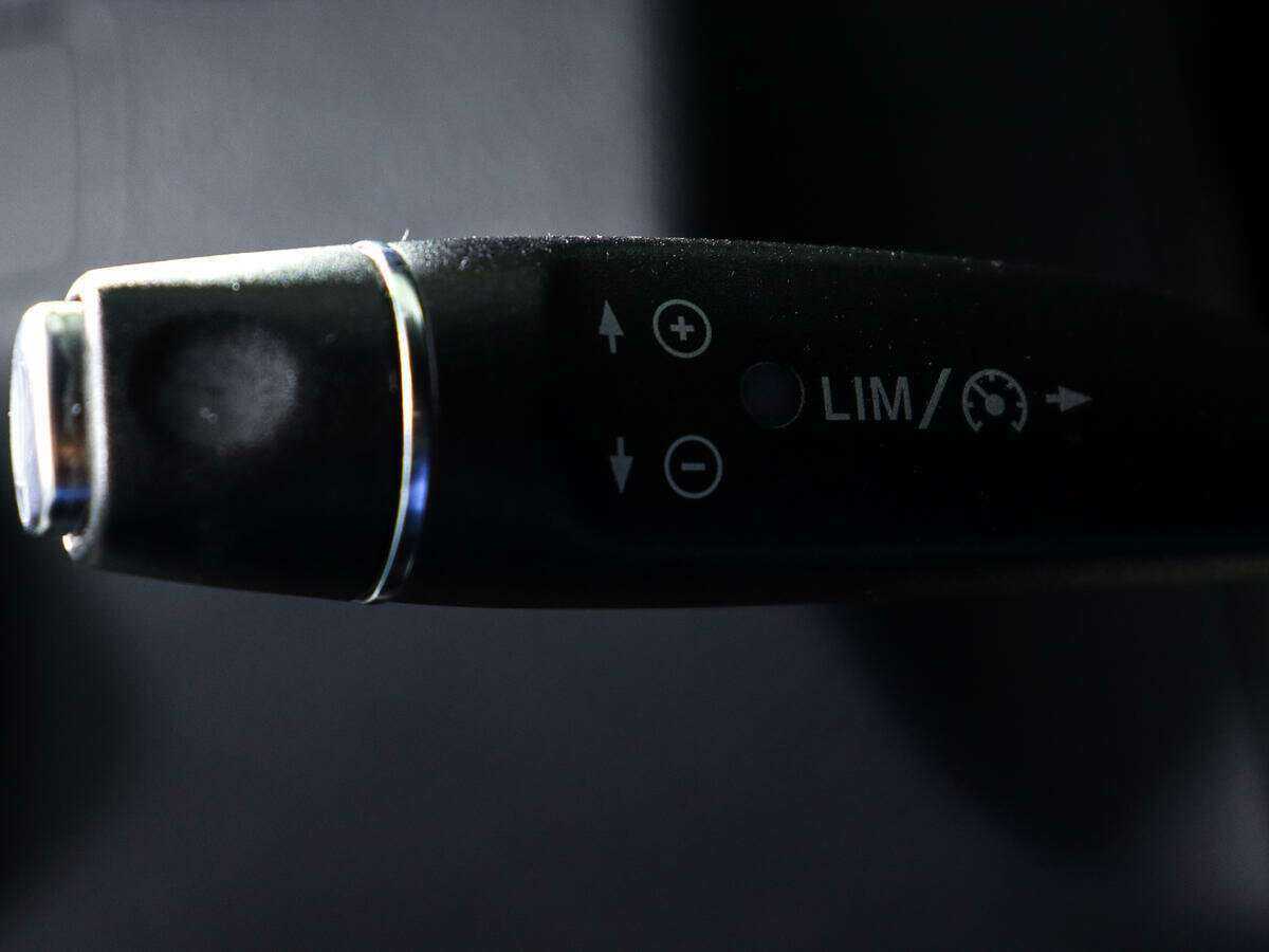 Mercedes-Benz E-Класс с пробегом — 2015 год. Фото: #17