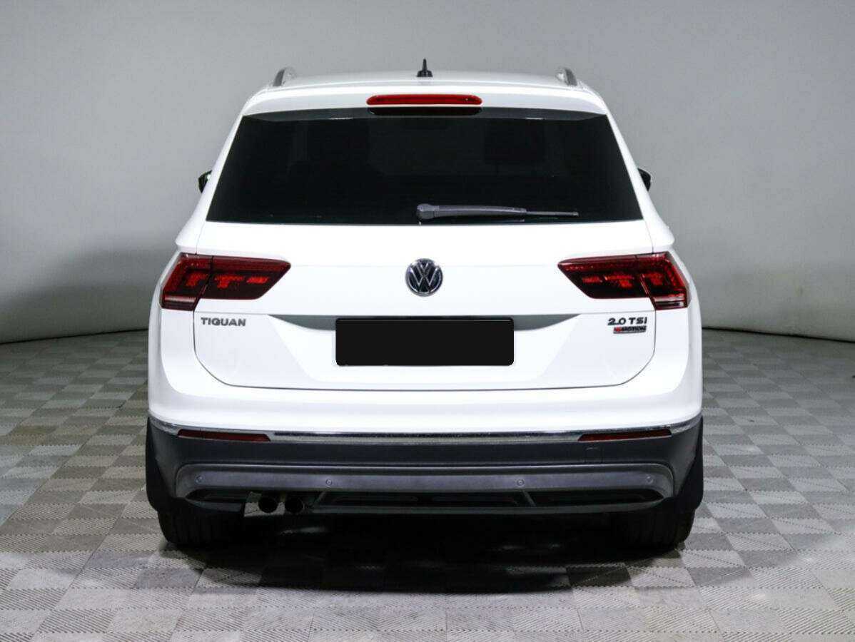 Volkswagen Tiguan с пробегом — 2017 год. Фото: #4