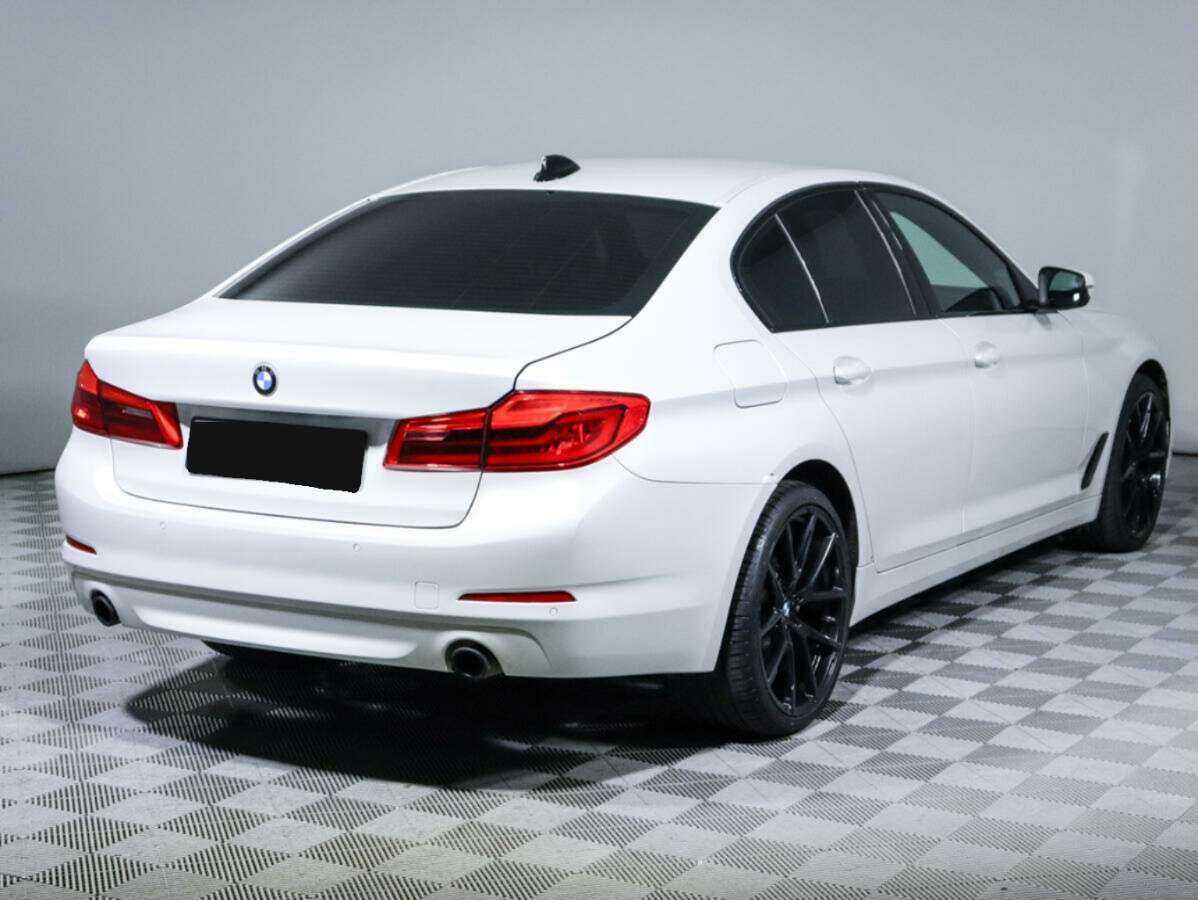 BMW 5 серии с пробегом — 2018 год. Фото: #3