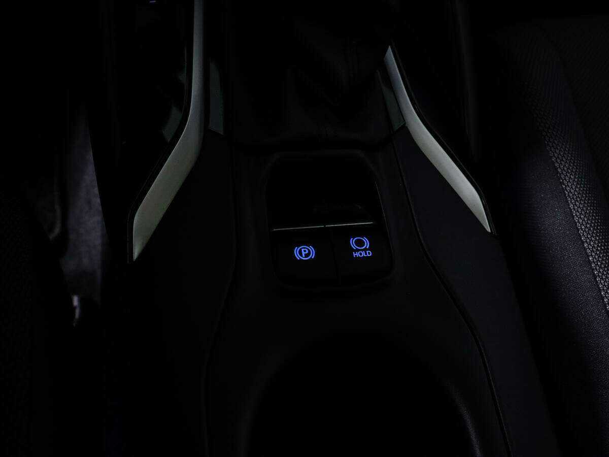 Toyota Corolla с пробегом — 2022 год. Фото: #16