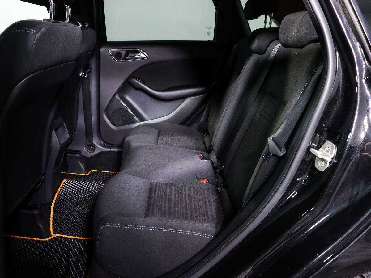 Mercedes-Benz B-Класс с пробегом — 2013 год. Фото: #7