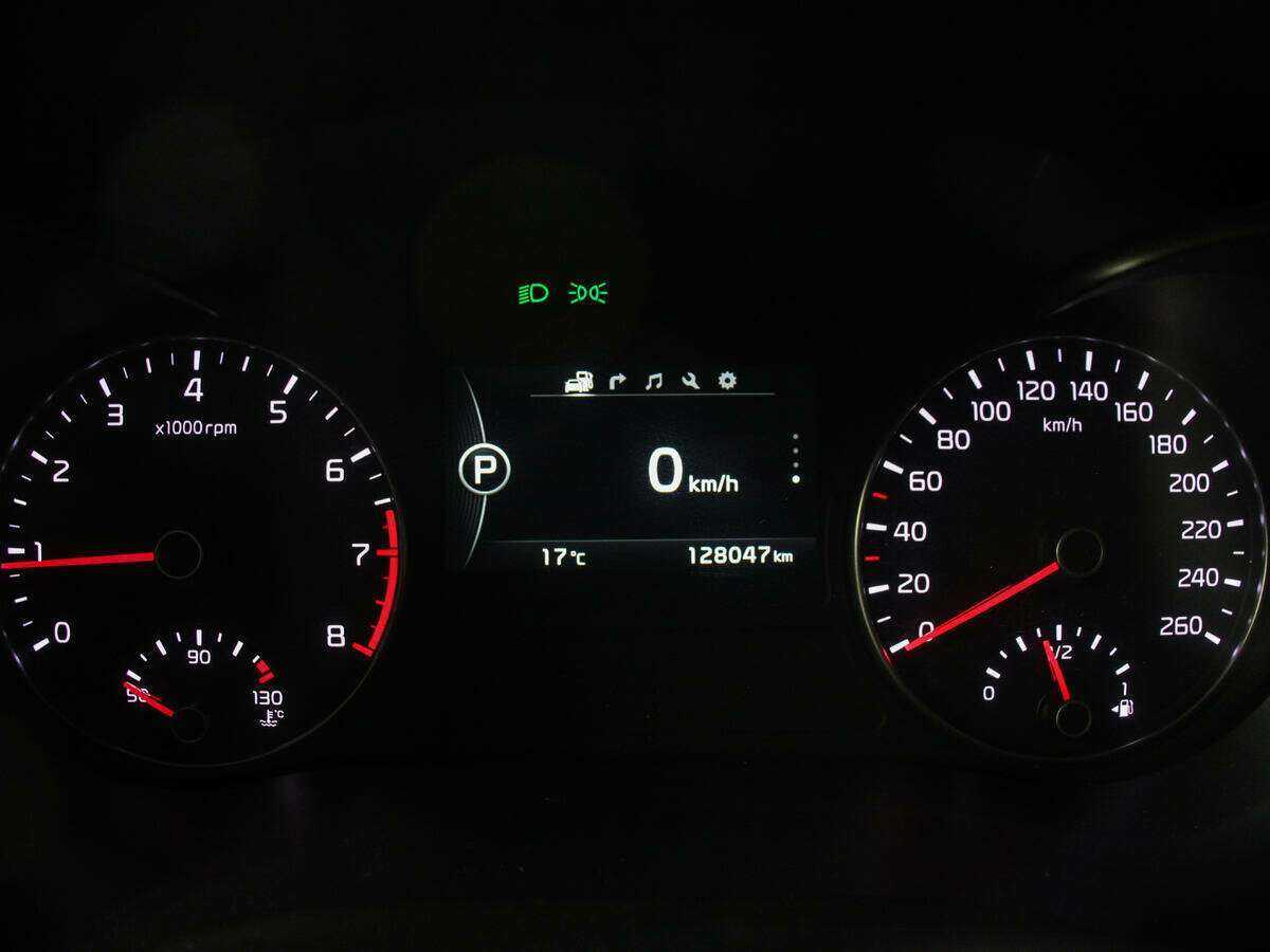 Kia Optima с пробегом — 2016 год. Фото: #6