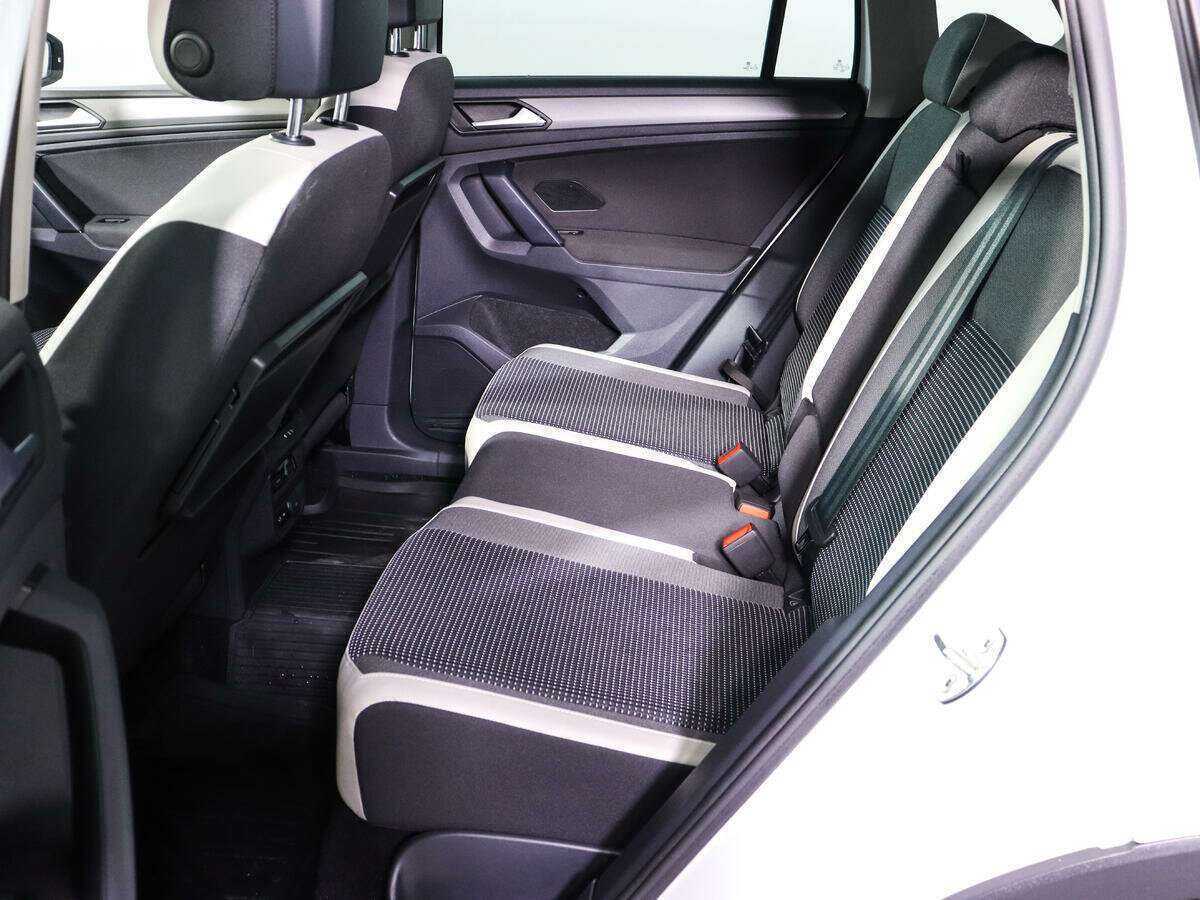 Volkswagen Tiguan с пробегом — 2020 год. Фото: #7
