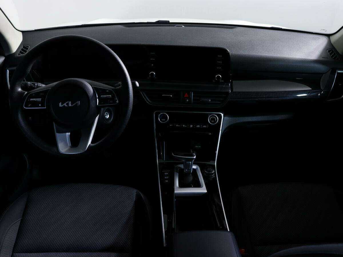 Kia Seltos с пробегом — 2023 год. Фото: #11