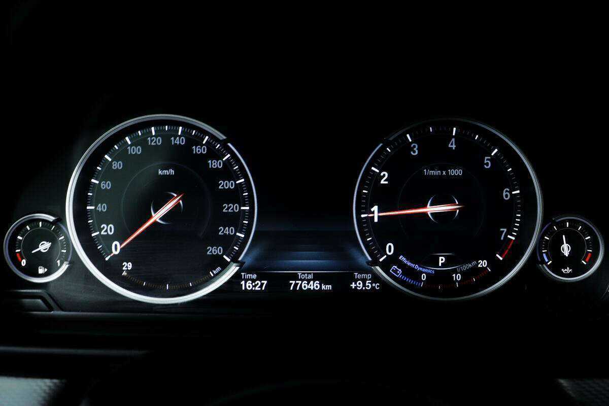 BMW 5 серии с пробегом — 2016 год. Фото: #9