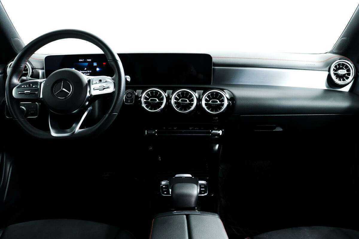 Mercedes-Benz CLA с пробегом — 2019 год. Фото: #10