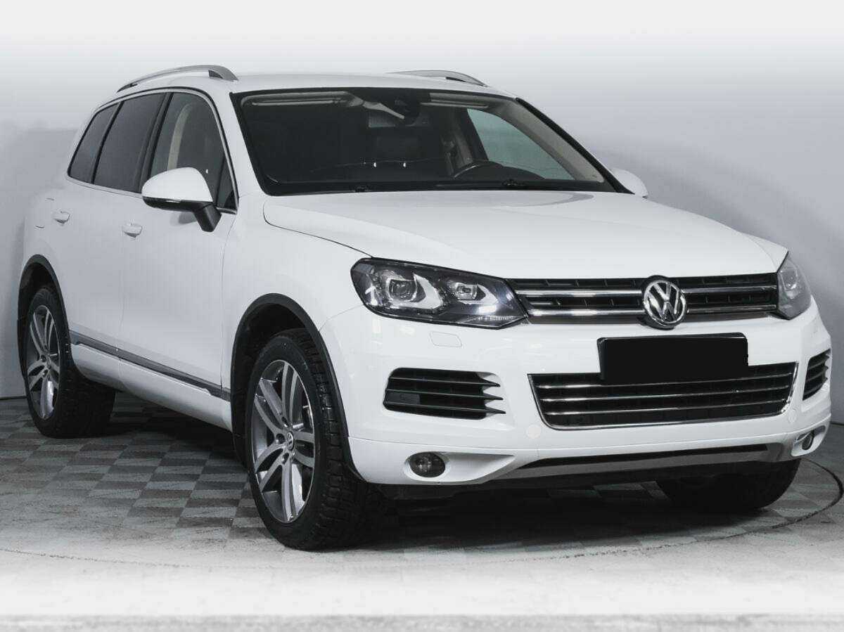 Volkswagen Touareg с пробегом — 2014 год. Фото: #2