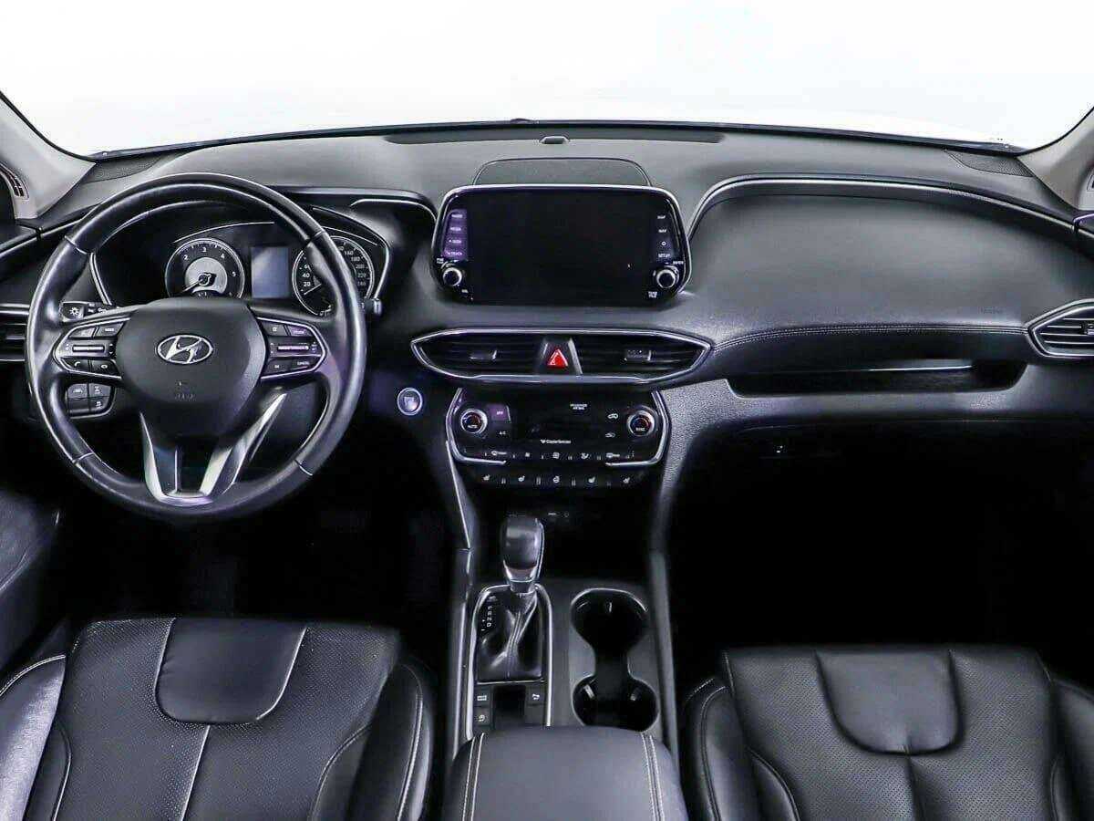Hyundai Santa Fe с пробегом — 2018 год. Фото: #10