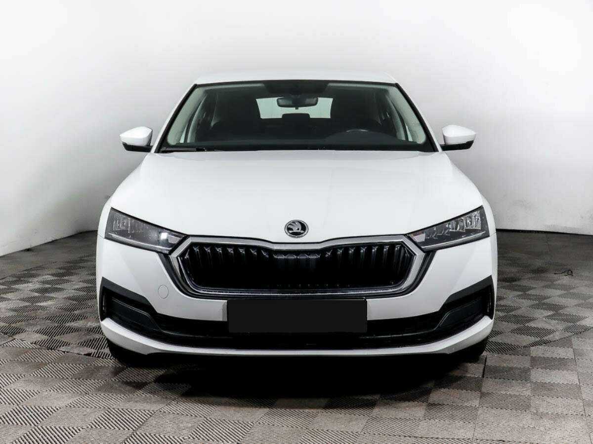 Skoda Octavia с пробегом — 2021 год. Фото: #1
