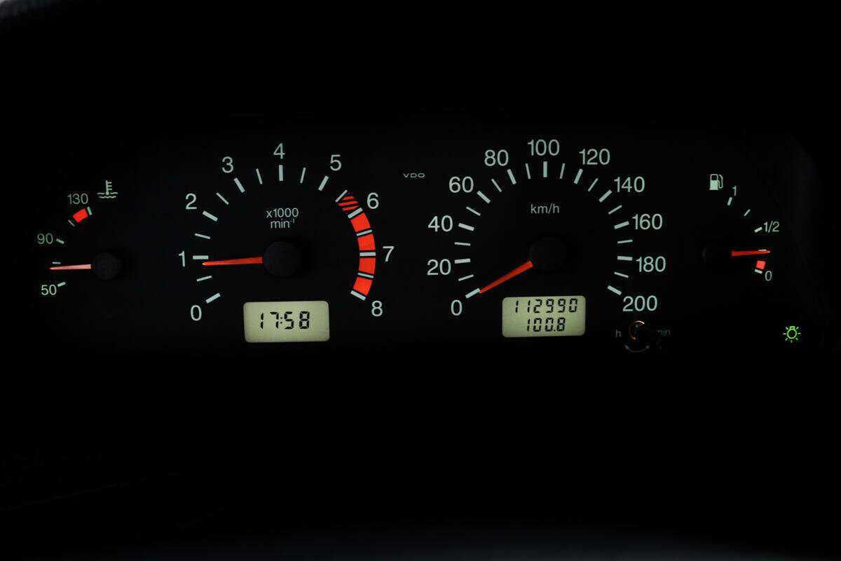 Chevrolet Niva с пробегом — 2014 год. Фото: #9