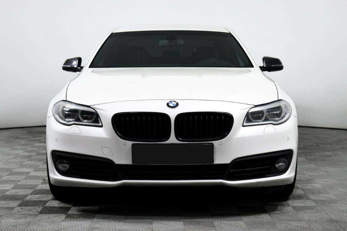 BMW 5 серии с пробегом — 2016 год. Фото: #1