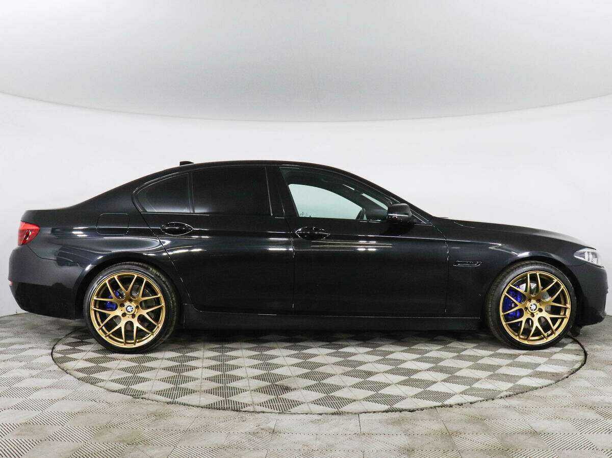 BMW 5 серии с пробегом — 2016 год. Фото: #4