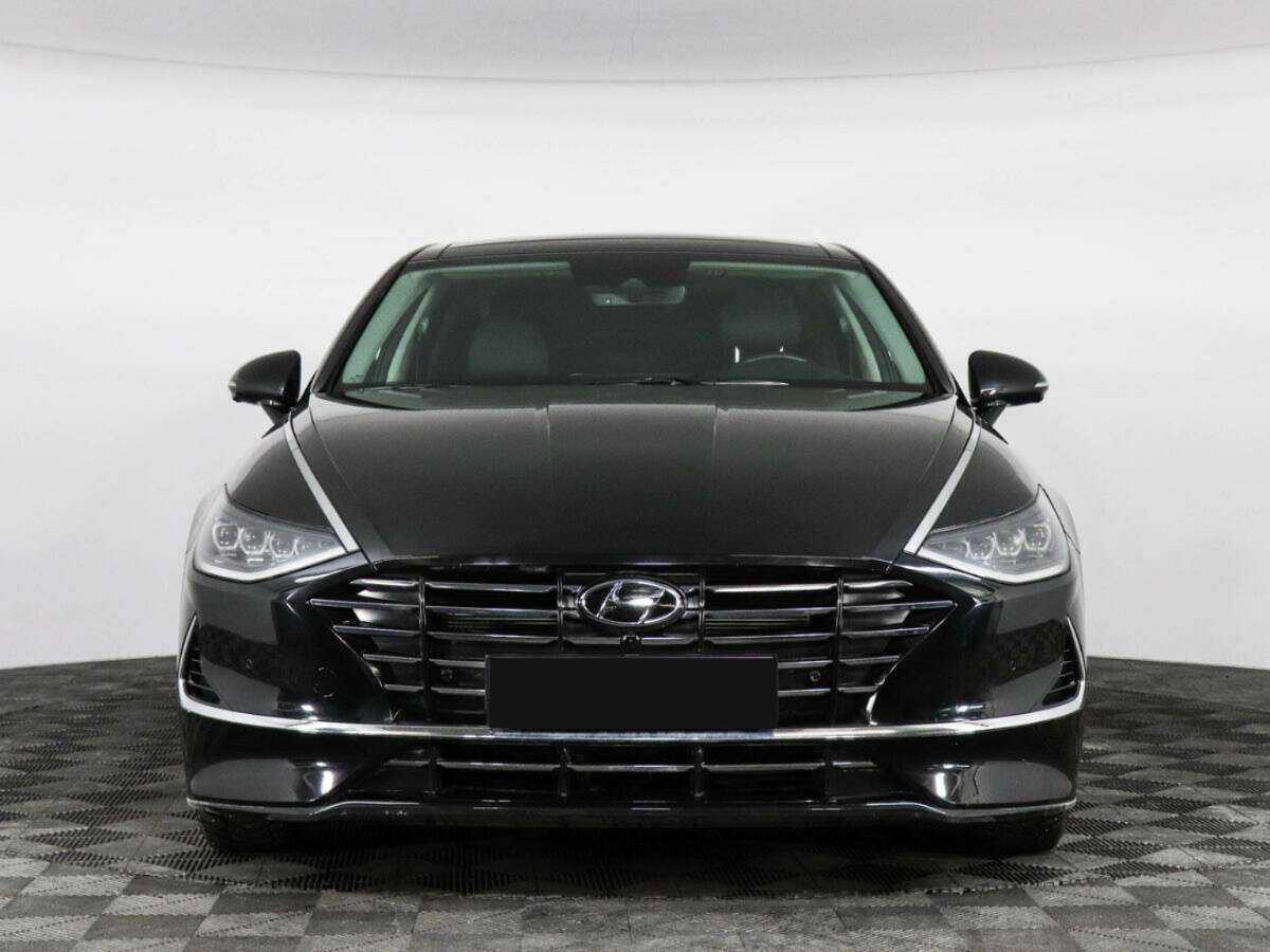 Hyundai Sonata с пробегом — 2022 год. Фото: #1
