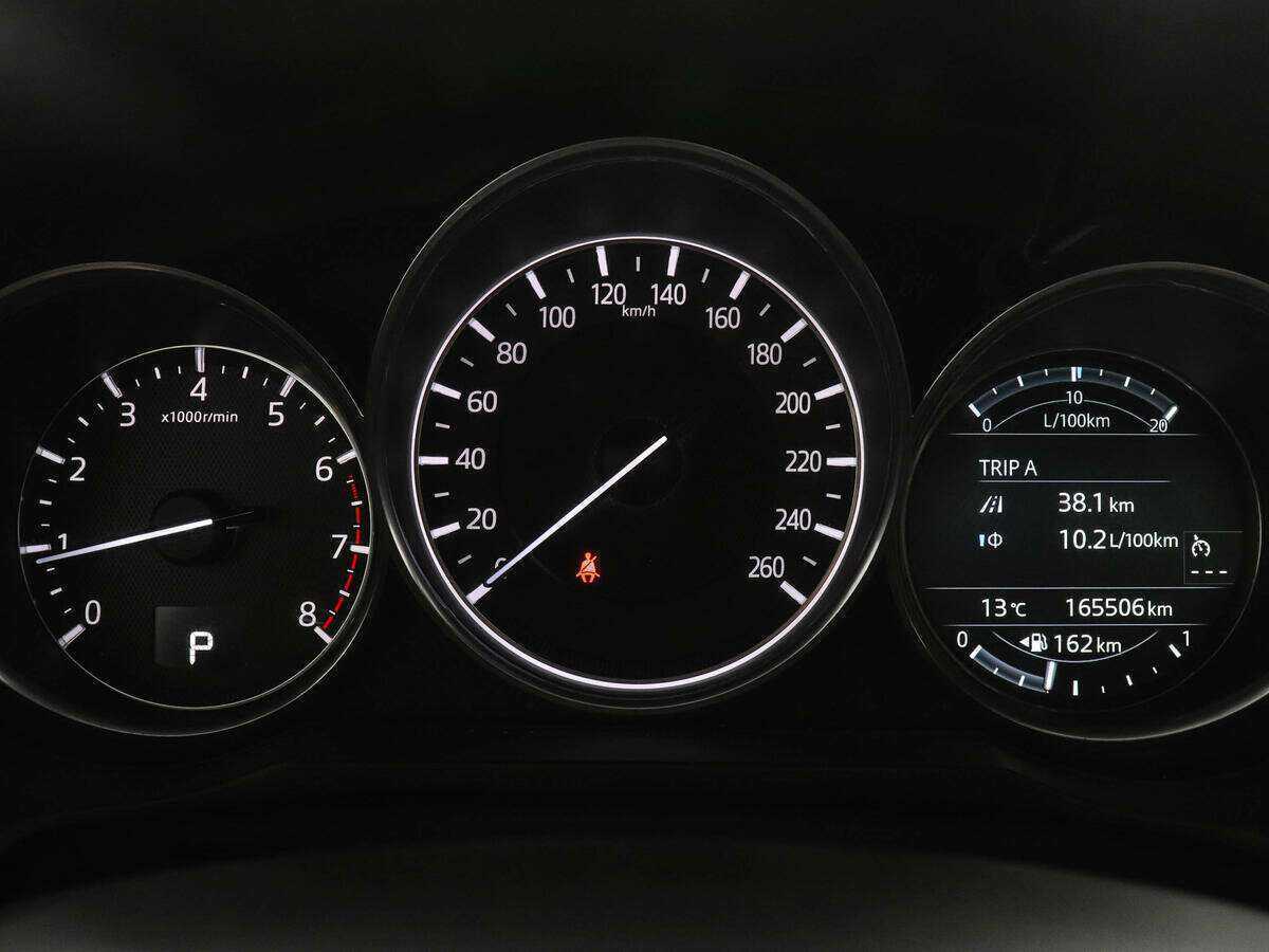 Mazda 6 с пробегом — 2017 год. Фото: #9