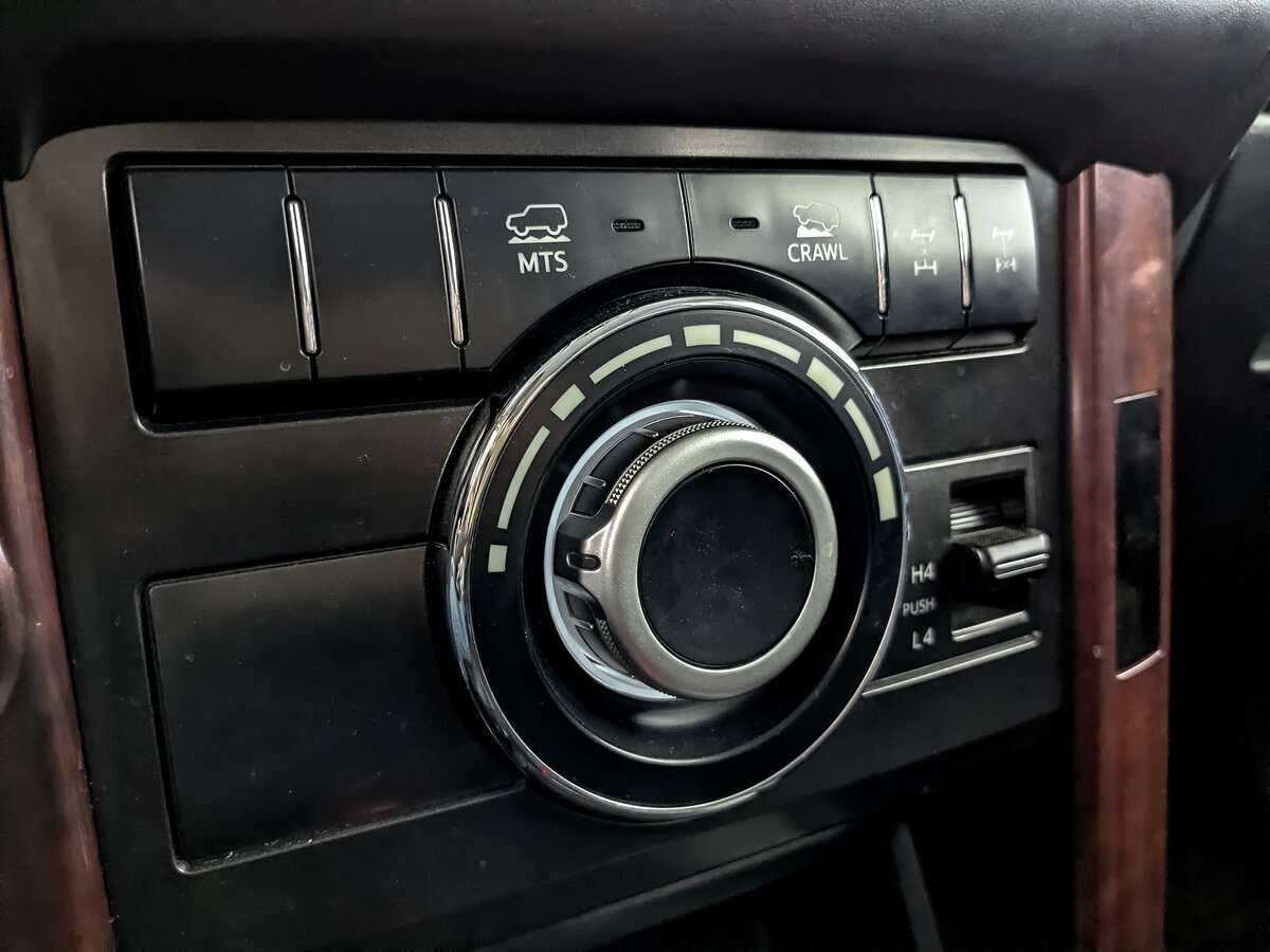 Toyota Land Cruiser Prado с пробегом — 2016 год. Фото: #20