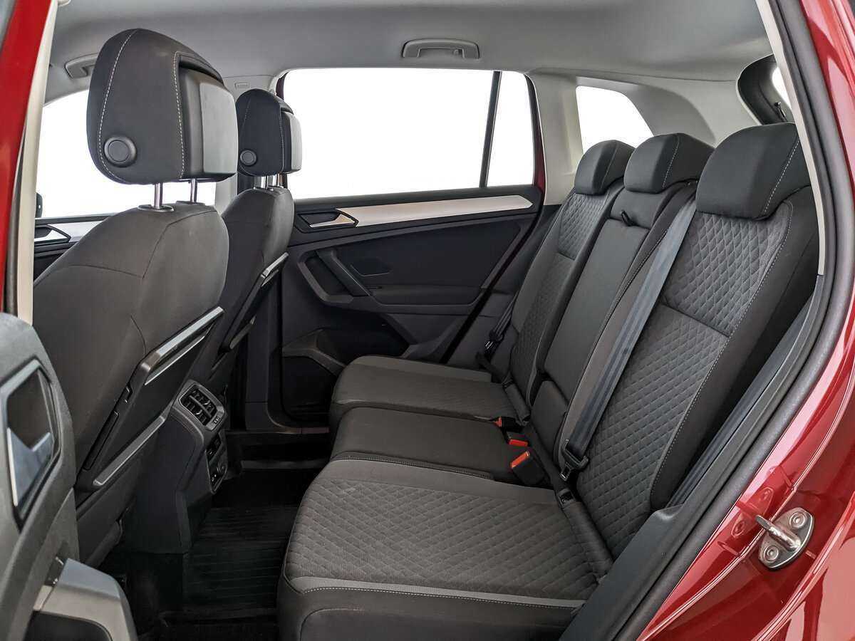 Volkswagen Tiguan с пробегом — 2020 год. Фото: #13