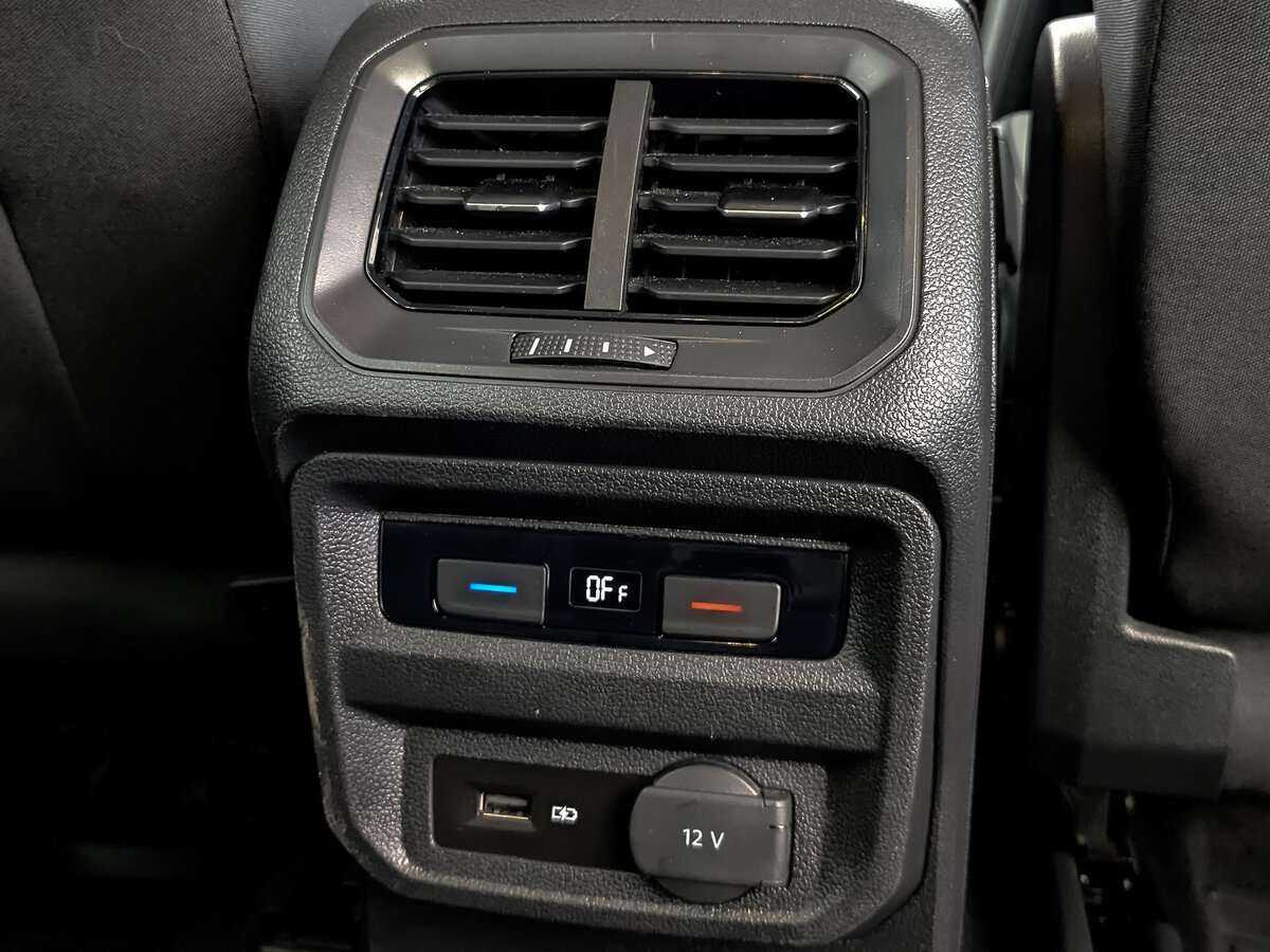 Volkswagen Tiguan с пробегом — 2020 год. Фото: #22