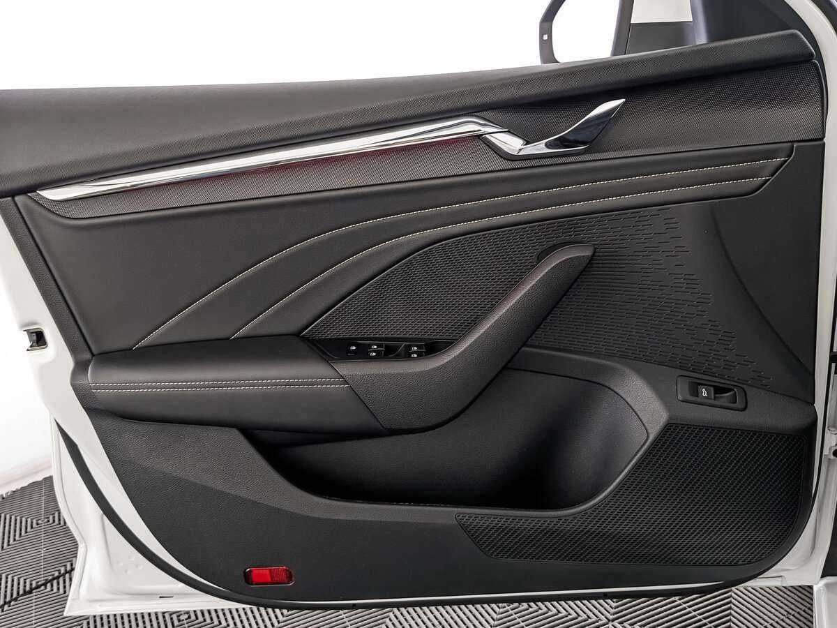 Skoda Octavia с пробегом — 2023 год. Фото: #13