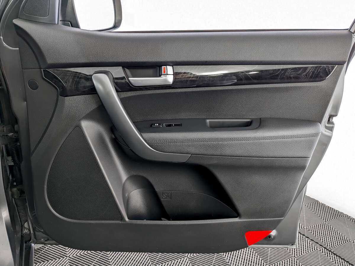 Kia Sorento с пробегом — 2020 год. Фото: #17