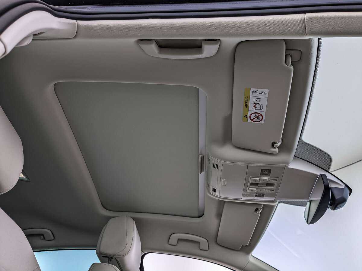 Volkswagen Passat с пробегом — 2018 год. Фото: #18