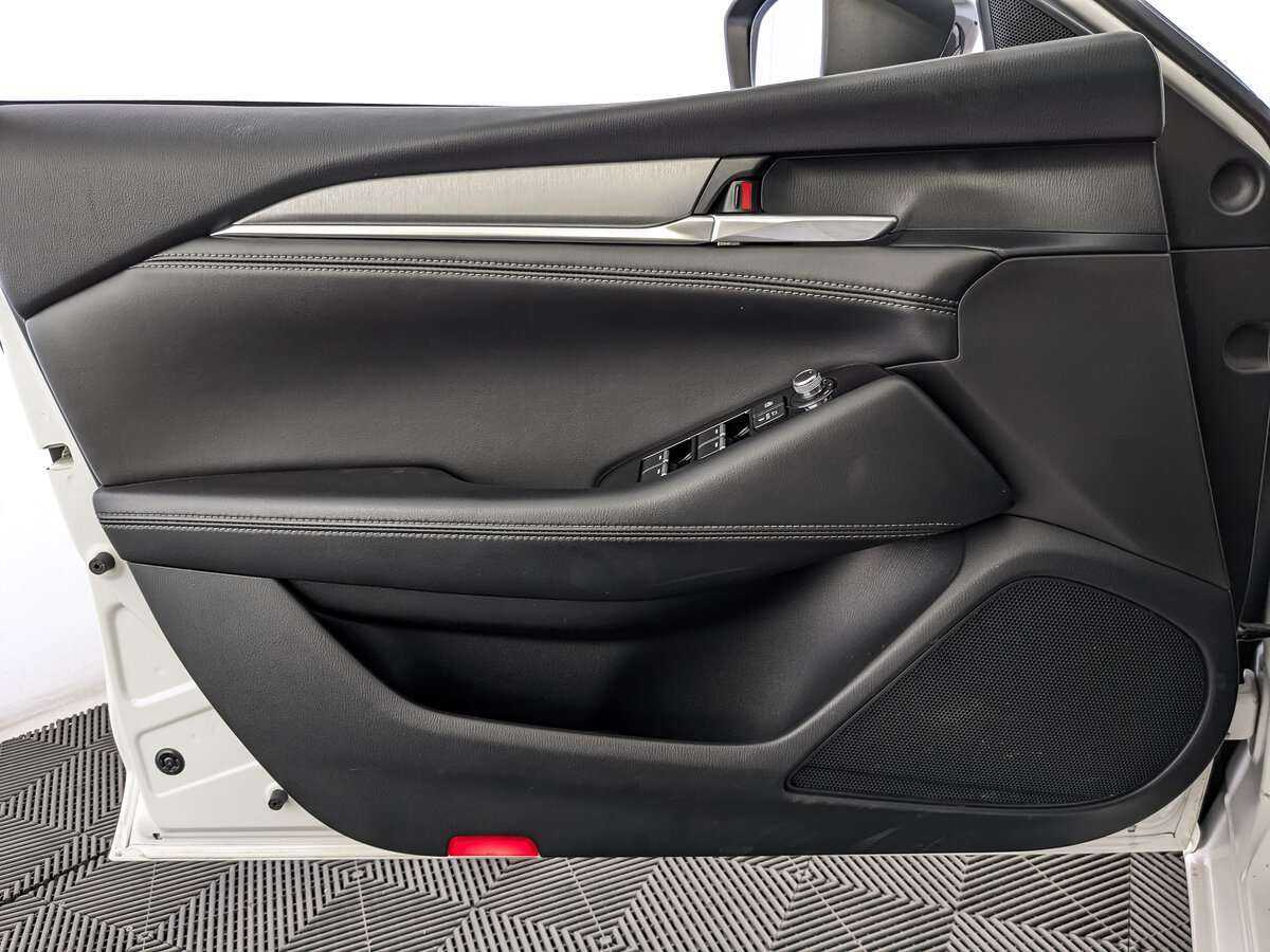 Mazda 6 с пробегом — 2021 год. Фото: #14