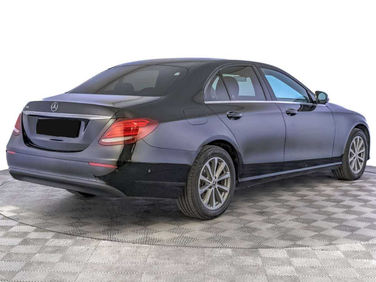 Mercedes-Benz E-Класс с пробегом — 2018 год. Фото: #4