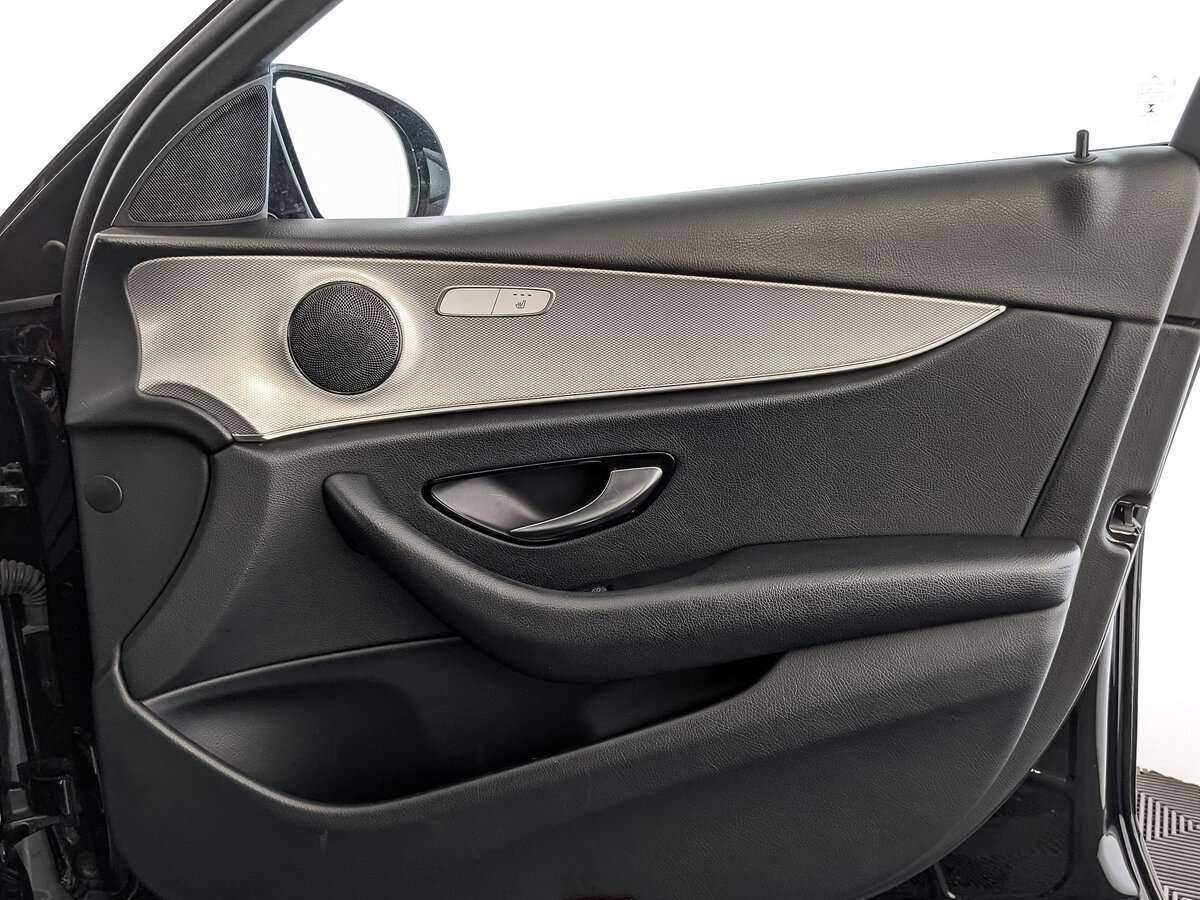 Mercedes-Benz E-Класс с пробегом — 2018 год. Фото: #19
