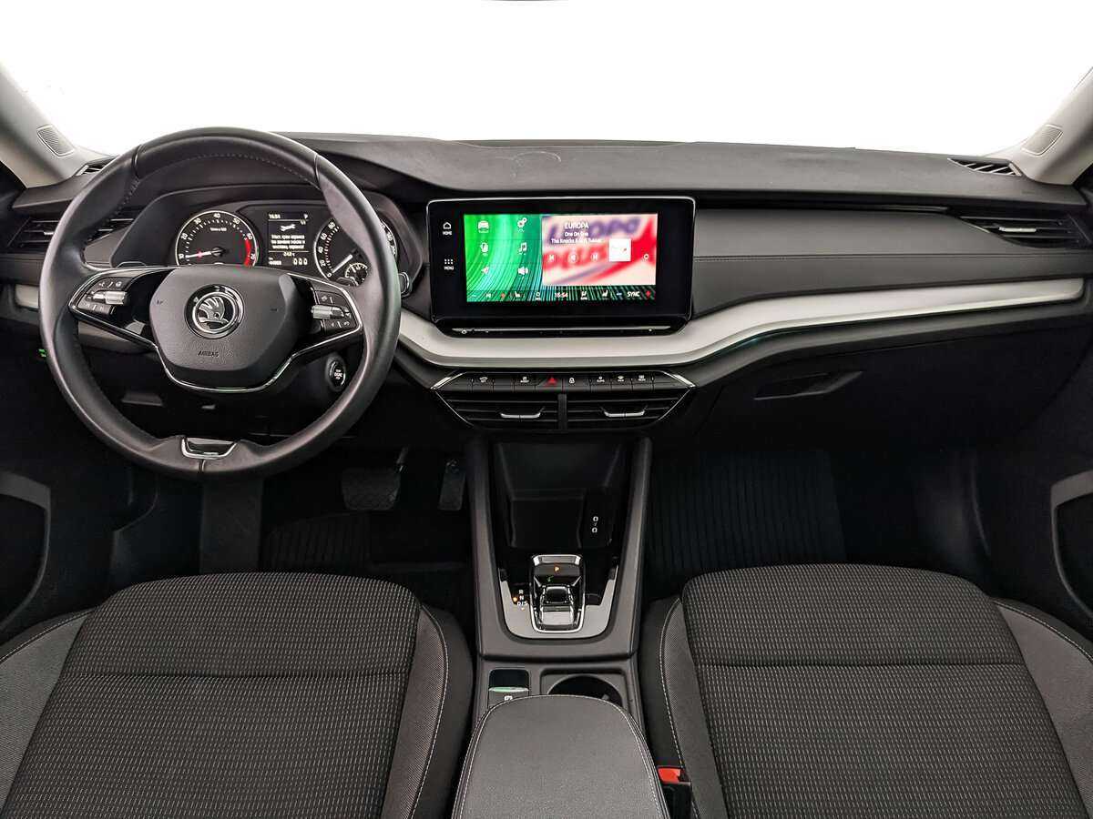 Skoda Octavia с пробегом — 2021 год. Фото: #8