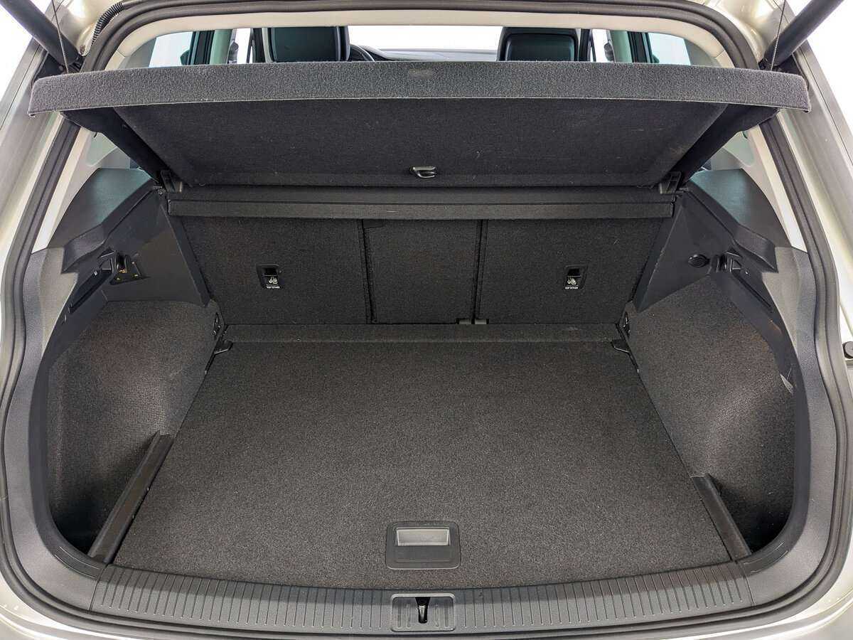 Volkswagen Tiguan с пробегом — 2021 год. Фото: #9