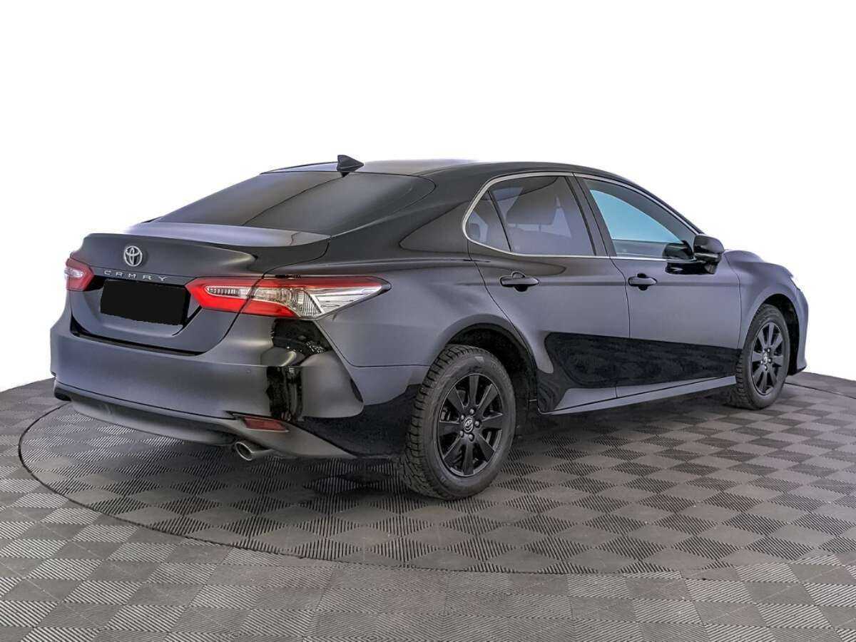 Toyota Camry с пробегом — 2019 год. Фото: #4