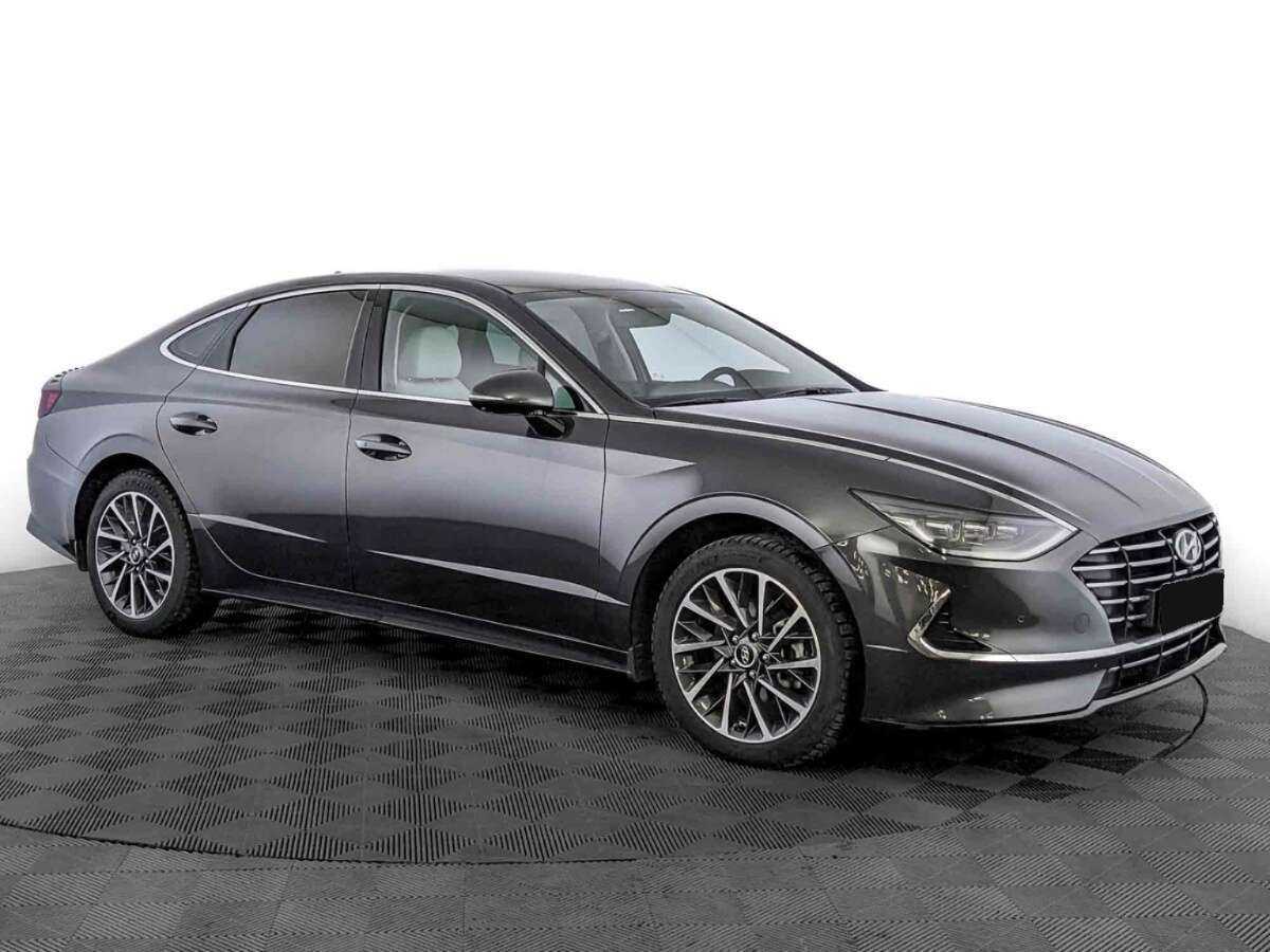 Hyundai Sonata с пробегом — 2022 год. Фото: #2