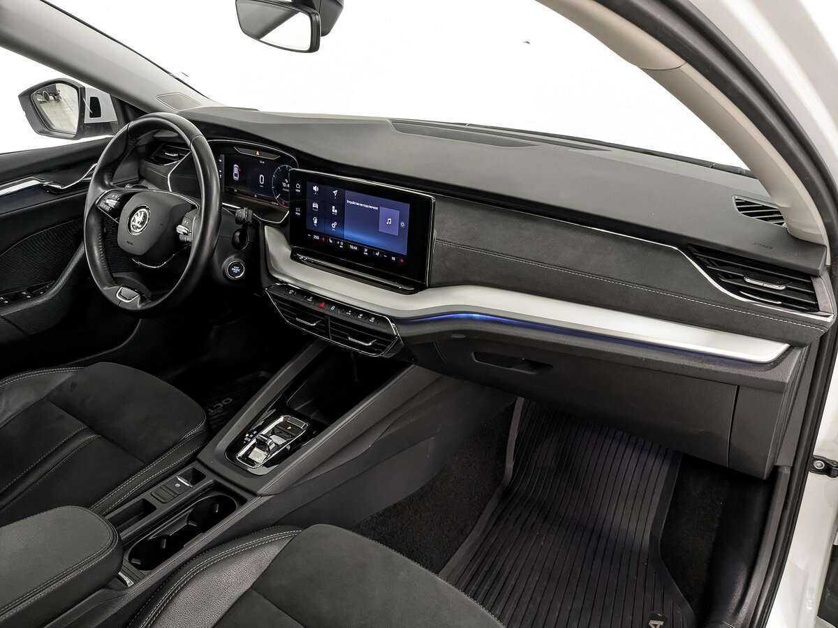 Skoda Octavia с пробегом — 2021 год. Фото: #6