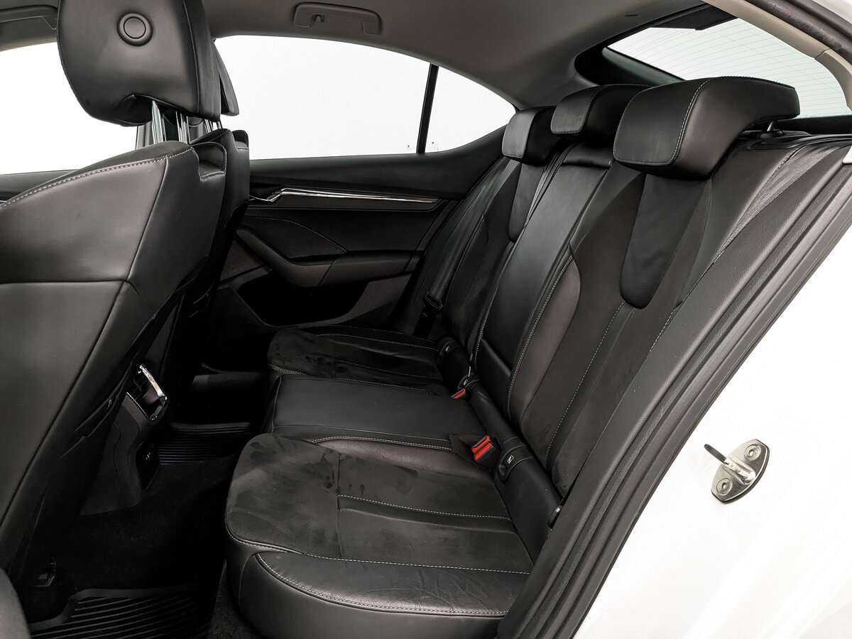 Skoda Octavia с пробегом — 2021 год. Фото: #11