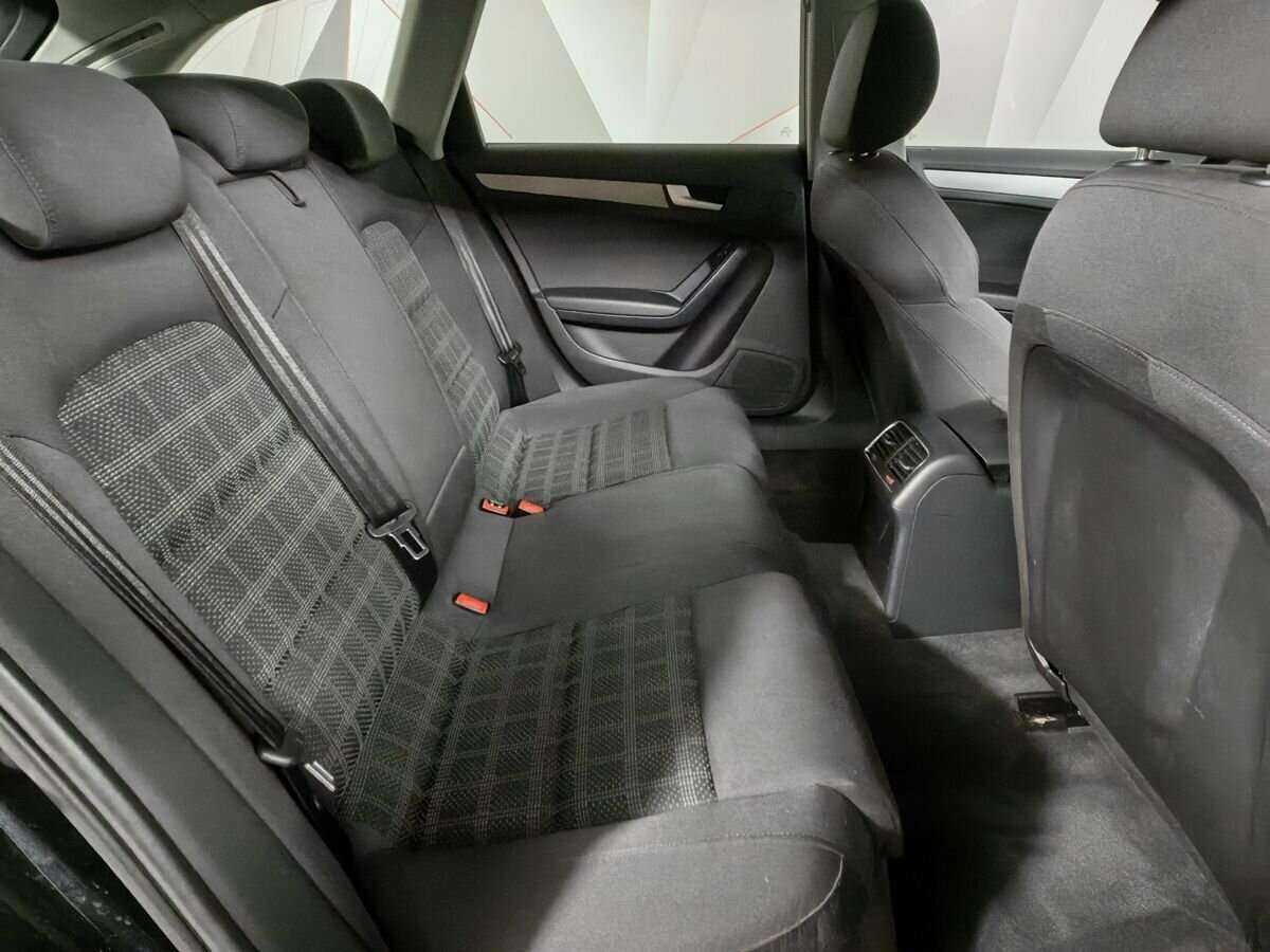 Audi A4 с пробегом — 2012 год. Фото: #11