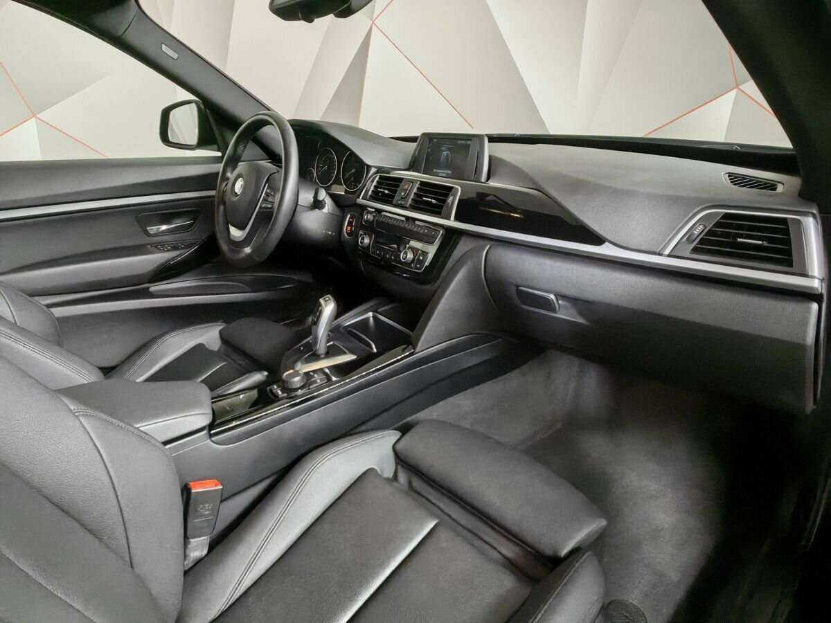 BMW 3 серии с пробегом — 2019 год. Фото: #8