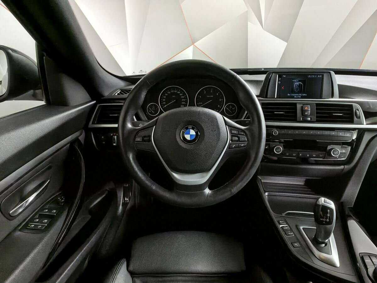 BMW 3 серии с пробегом — 2019 год. Фото: #14
