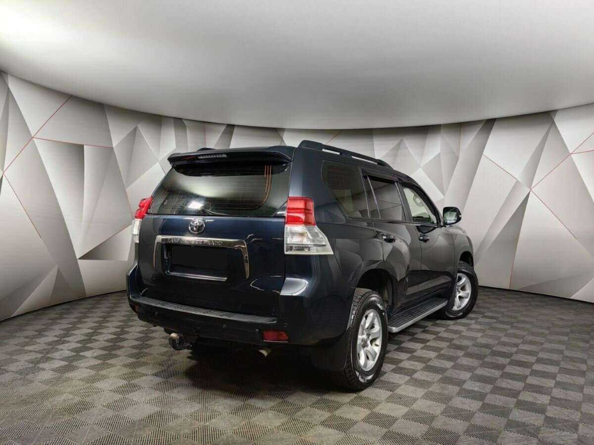 Toyota Land Cruiser Prado с пробегом — 2012 год. Фото: #1