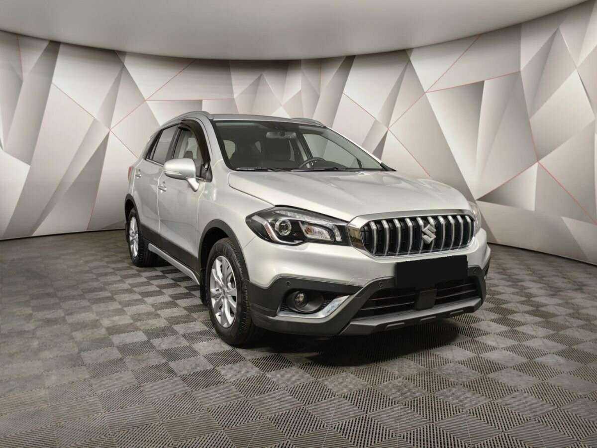 Suzuki SX4 с пробегом — 2021 год. Фото: #2