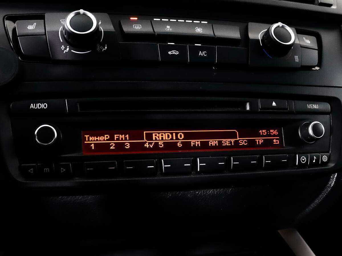 BMW 1 серии с пробегом — 2013 год. Фото: #13